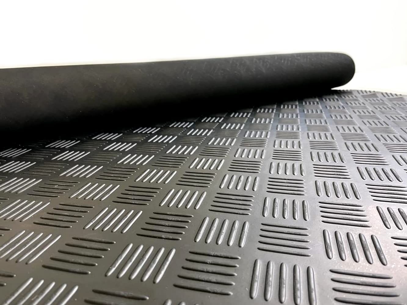Mugar- Revestimiento Antideslizante de Caucho de 3mm con Relieve de Cuadrados Rayados - Pavimento Checker de Caucho de 1x15m o por Metro Lineal- Suelo Antideslizante de Caucho (1,5x10m)