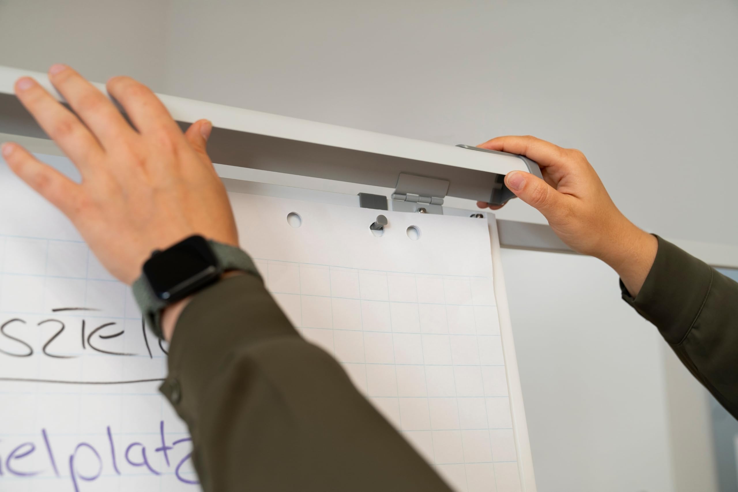 Betzold - Flipchart-Ständer mobil auf Rollen magnetisch - Whiteboard Memo-Board