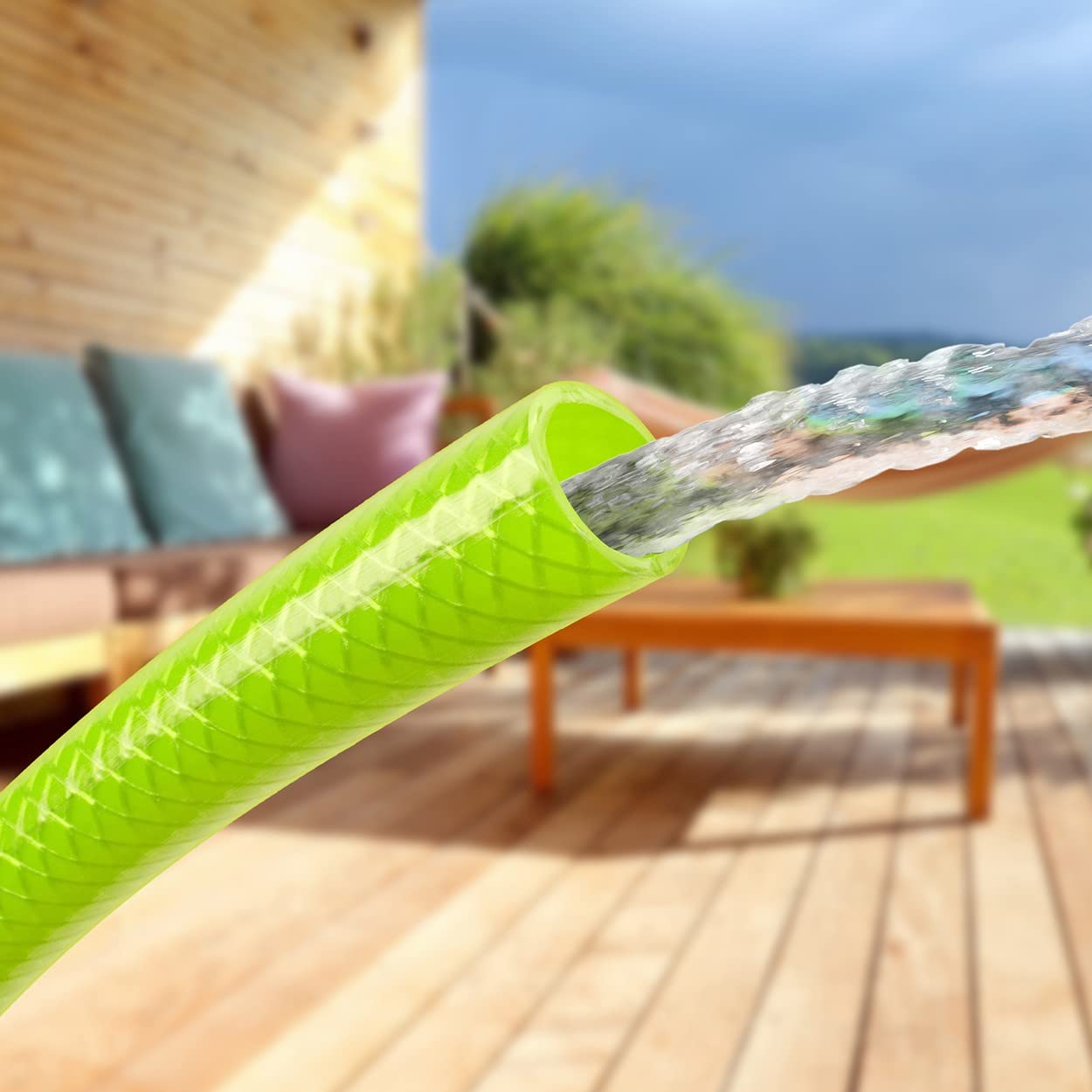 TATAY Kit Manguera de jardin Green Line 25 metros Ø5/8" 15mm, de 3 Capas, Hecha en España, Resistencia 21 bares y +60°/-20°, Trenzado, Libre de Cadmio y Plomo, Libre de BPA, Anti-UV, Color Verde