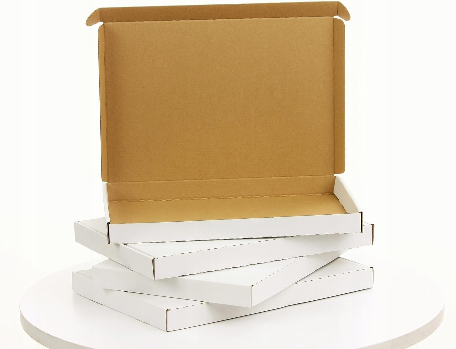 Opakowania, tektura falista, pudełko wysyłkowe, e-commerce, wysyłka, karton wysyłkowy, składane kartony z klapką, karton listowy 180 x 120 x 40 mm, biały zew 300 szt