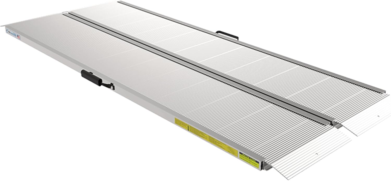 EZ-ACCESS TRAVERSE Singlefold Edgeless Portable Loading Ramp, 6'