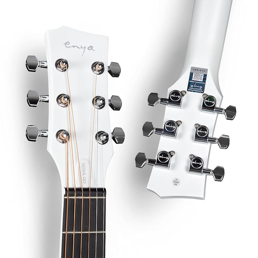 Enya Nova GO アコースティックギター ホワイト ケース、スタンド付属 Enya Nova GO アコースティックギター ホワイト ケース