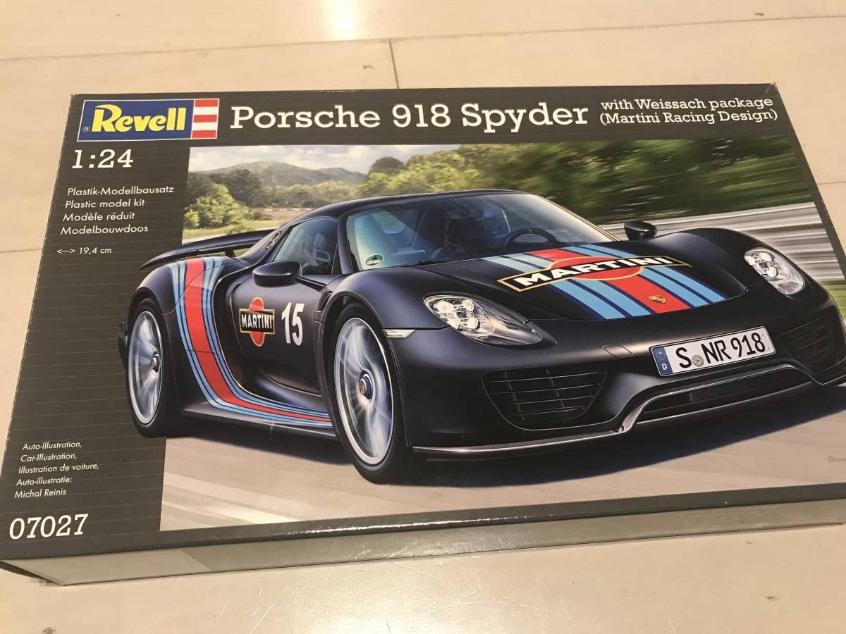 Amazon.co.jp: 1/24 Revell 918 Spyder with Martini Racing