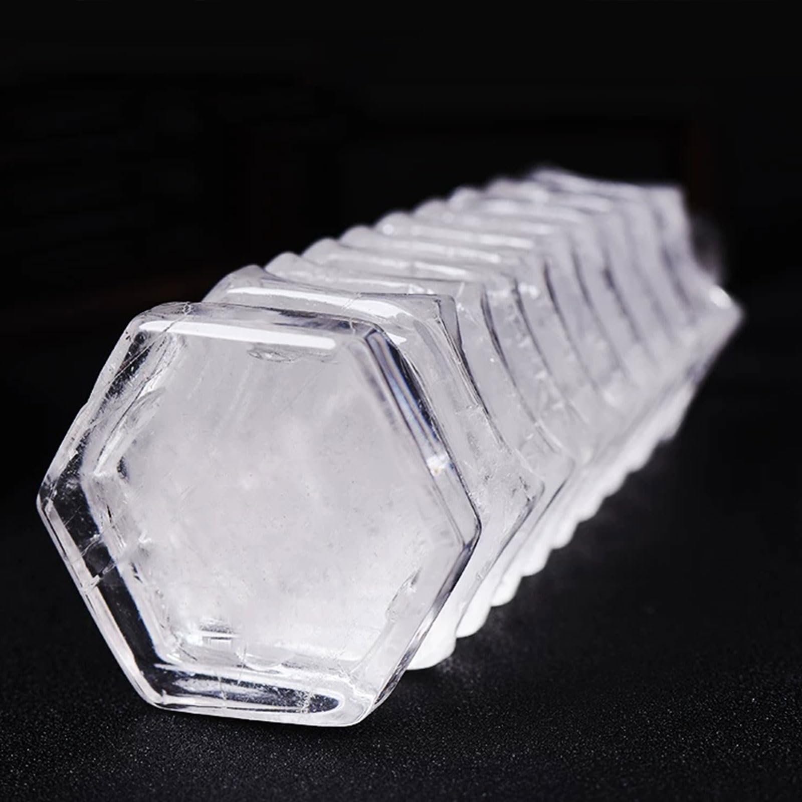 Natürlicher klarer Quarz Fengshui 9-stufige Pagodenstatue Dekor