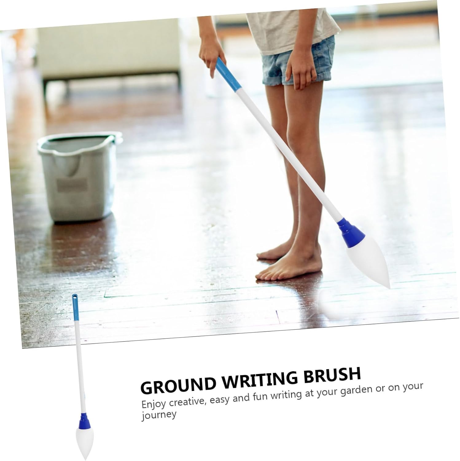 Detachable Water Brush Pen with Comfortable Grip Lightweight Calligraphy Brush for Elderly and Outdoor Ground Writing Creative Design and Sketching Random Color