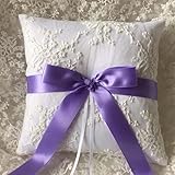 Souvenir mémorable : le nœud papillon violet ajoute une touche belle et mémorable à votre cérémonie de mariage, ce qui en fait un souvenir précieux pour les années à venir.