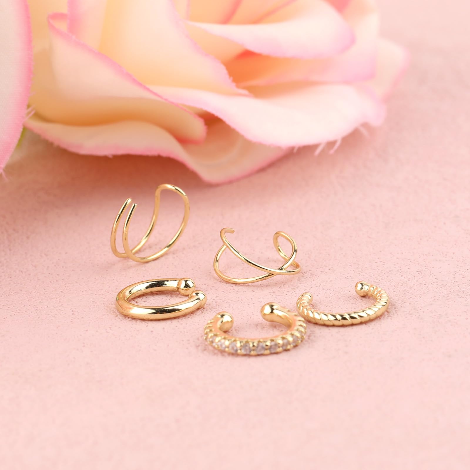 Mikovivi 5pcs Manchette d'Oreille, Cuivre Ensemble de Fausses Boucles d'Oreilles Élégantes Bijoux de Cartilage à Clipser pour Femme