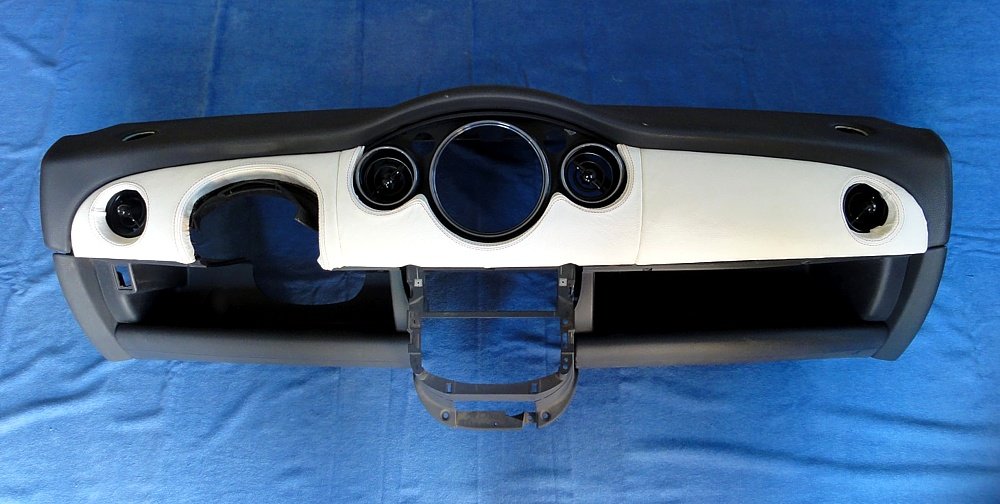 RedlineGoods 3-Piece Dash Cover Compatible con Mini Cooper 2001-06 Cuero Gris Costura Negra