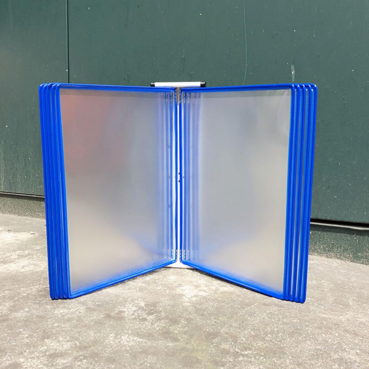 Wandhängender Aktenhalter Blau aus Pvc und Metall 10-seitiger Organizer zum Aufhängen für Akten und Bücher im Büro und Zuhause