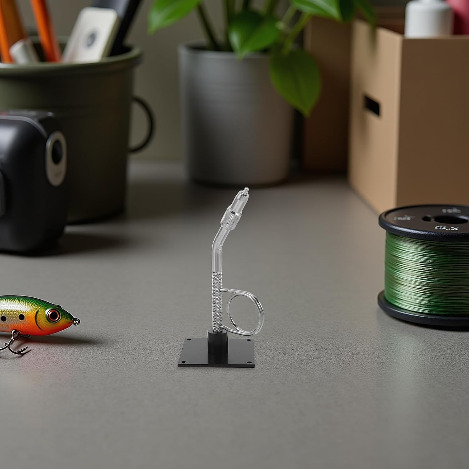 Portable Multipurpose Lure Making Tool Fly Tying Station with Stable Pedestal Base, Zinc Alloy Fishing Tying Vise for Beginner Fly Fishing and Outdoor Adventures