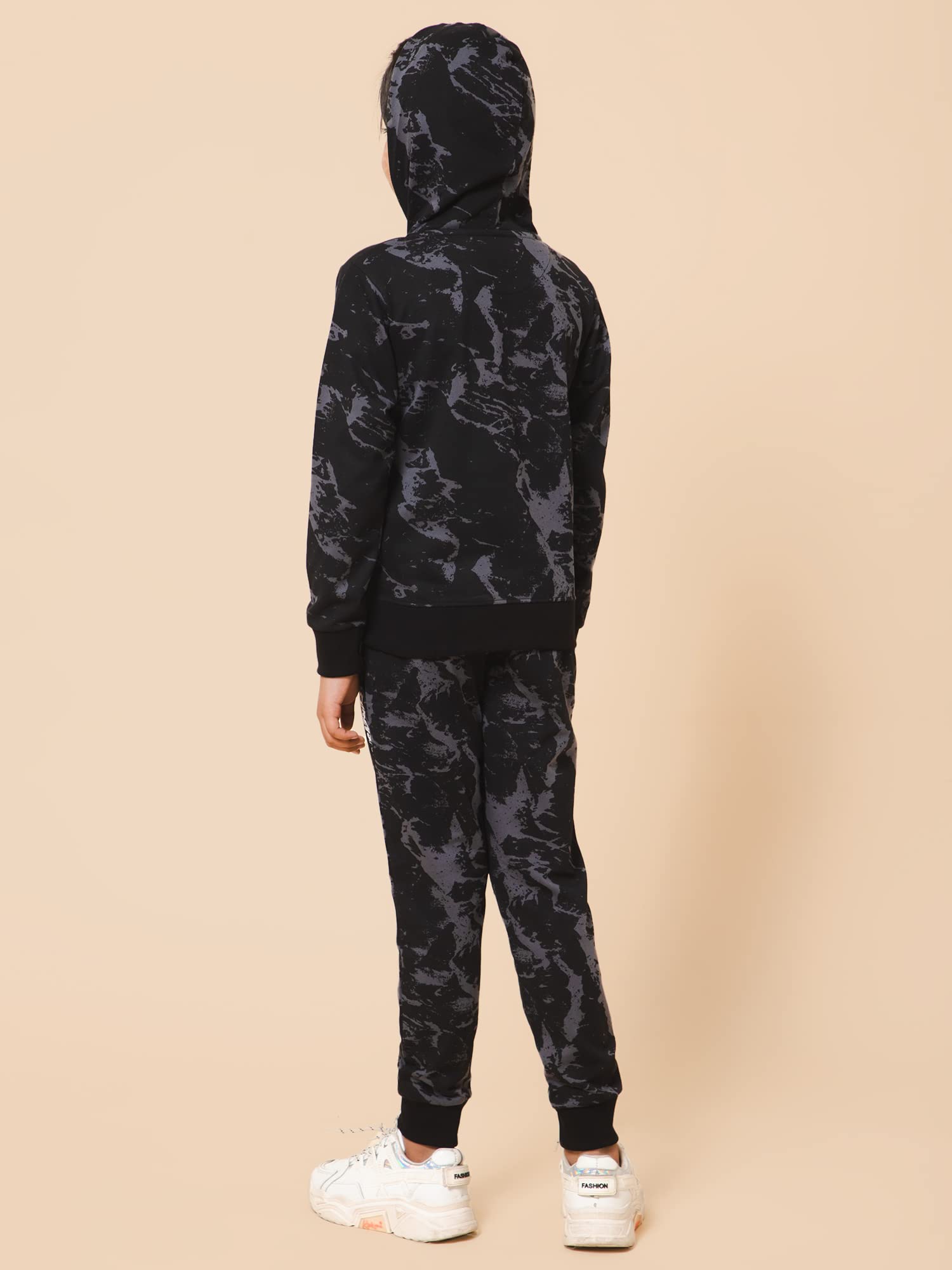 Alan Jones Clothing Boys Patterned Tracksuit Set (Black_11-12 Years) 2
