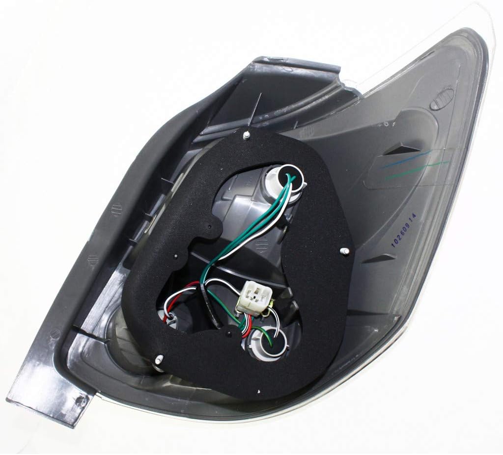 For Toyota Matrix Tail Light 2005 06 07 2008 Driver Side CAPA Certified For TO2800157 | 81560-02322