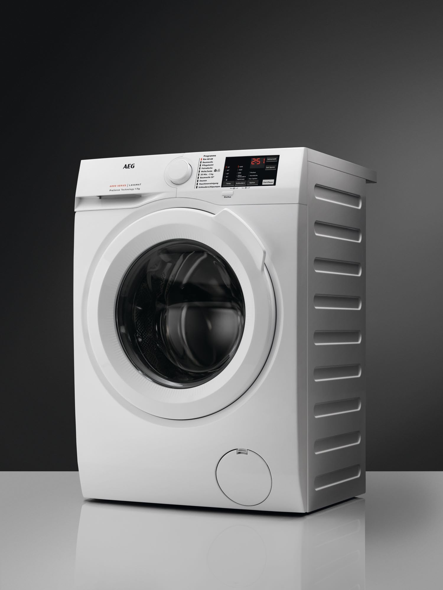 AEG L6FBA51480 Waschmaschine / 8,0 kg/Leise/Mengenautomatik/Nachlegefunktion/Kindersicherung/Schontrommel/Wasserstopp / 1400 U/min
