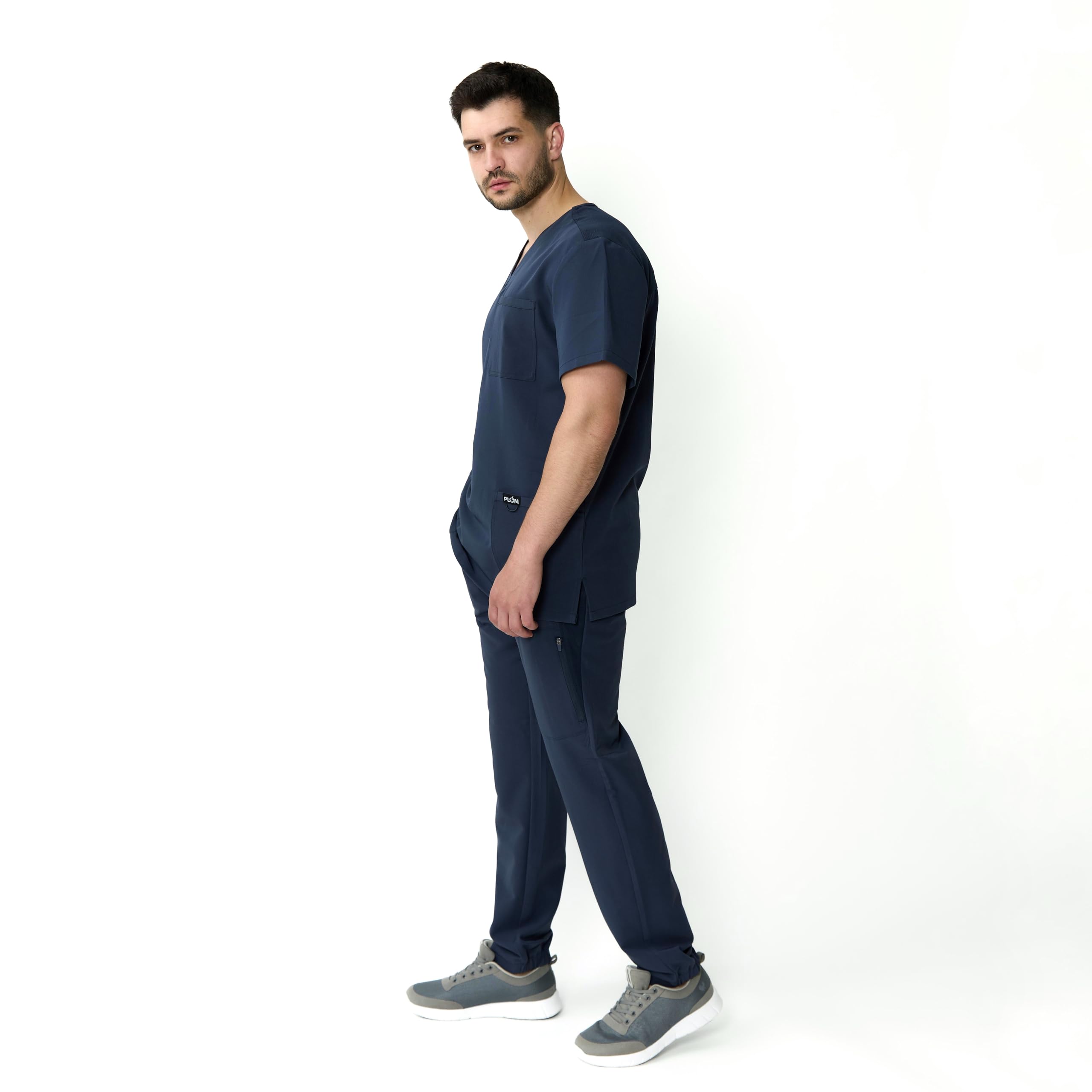 Conjunto Sanitario Hombre Plum – Uniforme médico con Bolsillos | Pijama Sanitario Transpirable para Hospital y clínica