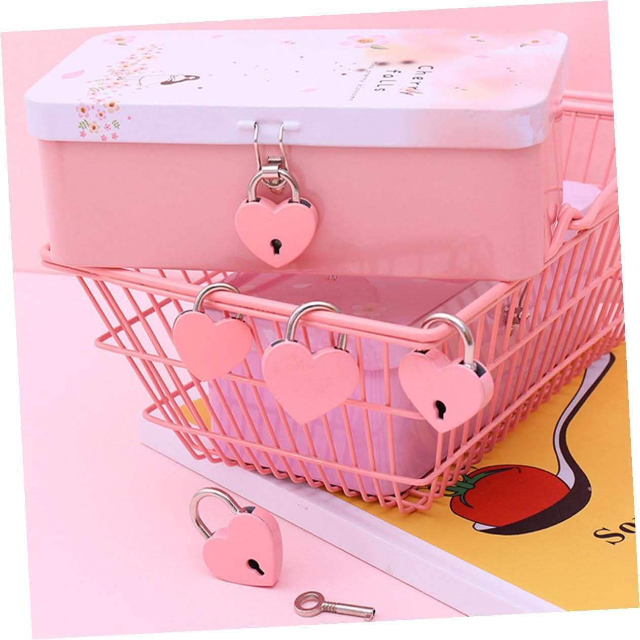 2pcs Mini Heart Shape Padlocks Metal Keyed Padlock for Luggage Suitcase Dorm Door Security Lock Portable Multi-Functional