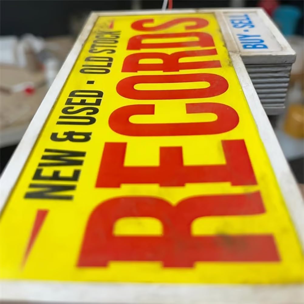 Record Store Retro Wall Light, Vintage Vinyl Record Wall Decor, Music Lover Gift, Retro Room Aesthetic, Record Collector Gift - Image 2