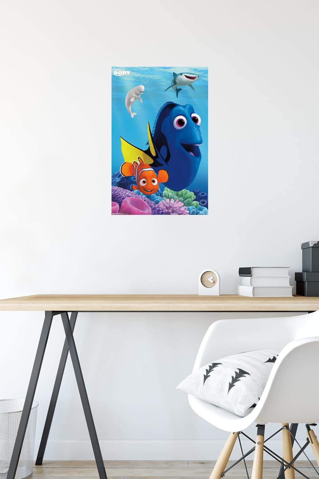 ファインディングドリー　海外産ポスター額縁付き 映画ポスター（外国製）『ファインディング・ドリー』アメリカ版