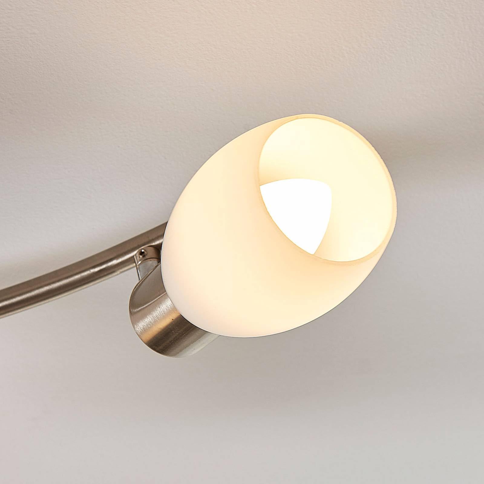 Plafoniera 'Nesaja' dimmerabile (Country) colore Ocra, in Legno ad es. Soggiorno & Sala da pranzo (1 luce, lampadina inclusa) di Lindby | plafoniera in legno, plafoniera, lampada