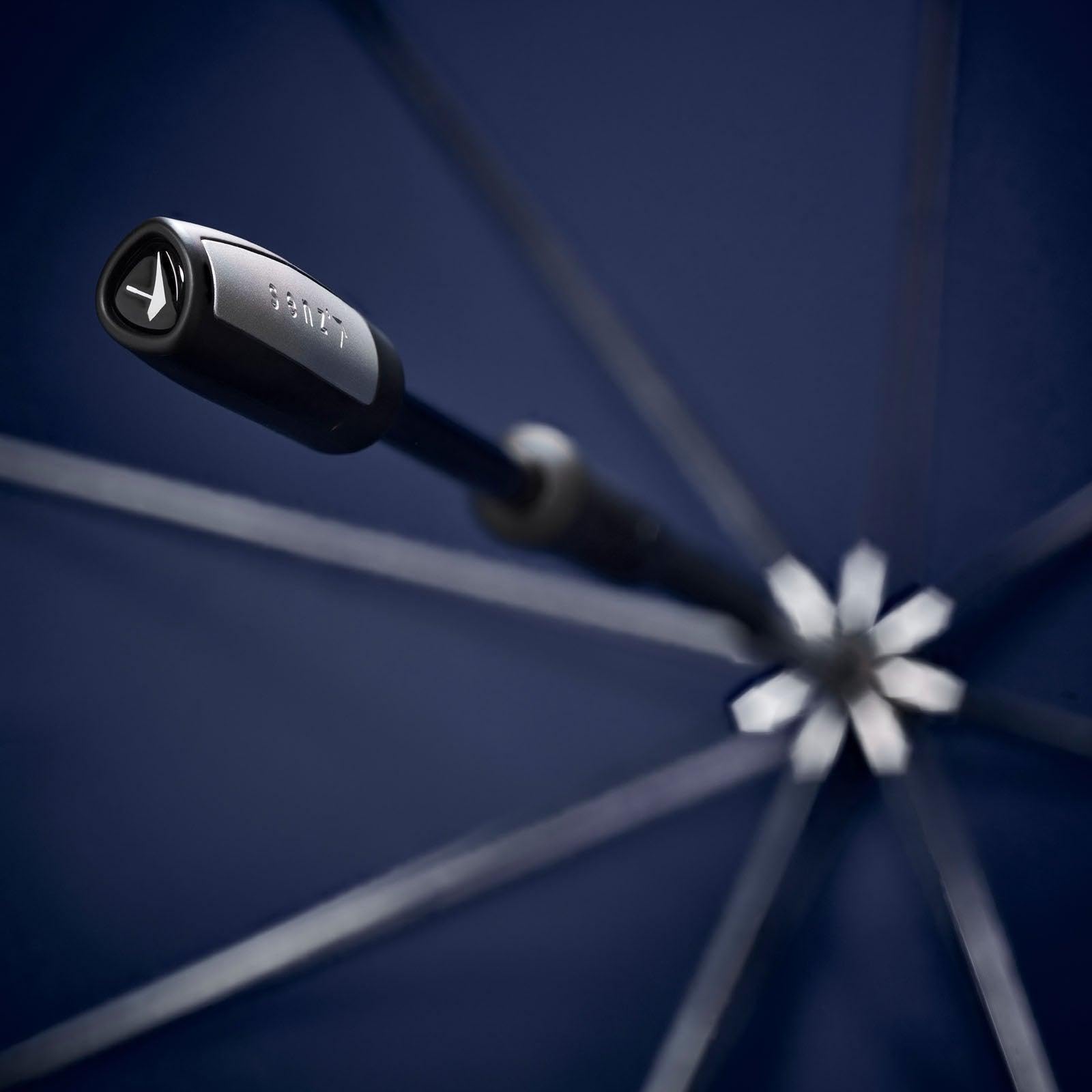 Senz XXL Stick Storm Umbrella Pure Black, 107 cm, Schwarz
