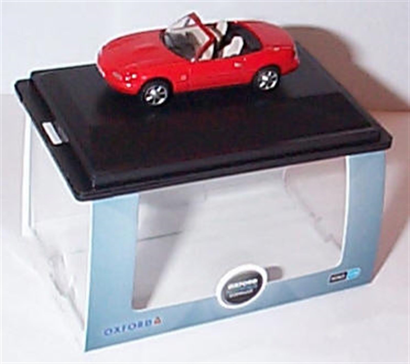 Oxford MX5 Mk1 (Open) Classic Red Vehicle 1:76 scale Diecast Model