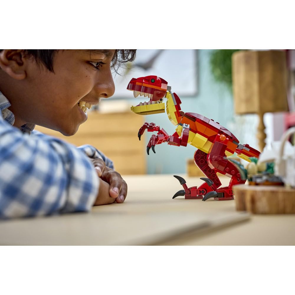 LEGO Creator 3 w 1 Groźny dinozaur, trzy opcje budowania: welociraptor, stegozaur lub pterozaur, zabawka konstrukcyjna dla chłopca i dziewczynki, prezent dla dzieci w wieku od 8 lat 31379