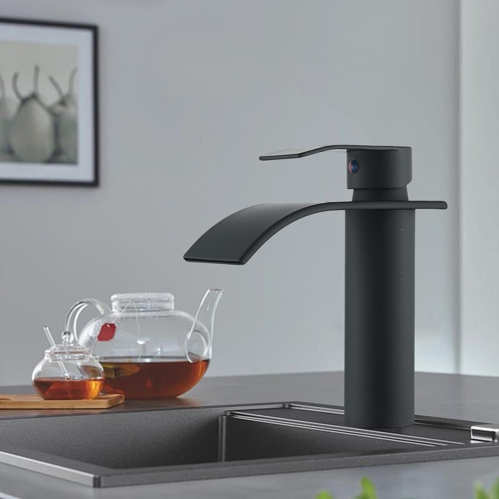 Robinet Salle de Bain Noir,Mitigeur Lavabo Cascade en Acier Inoxydable,Mitigeur Monocommande pour Eau Chaude et Froide dans la Salle de Bain