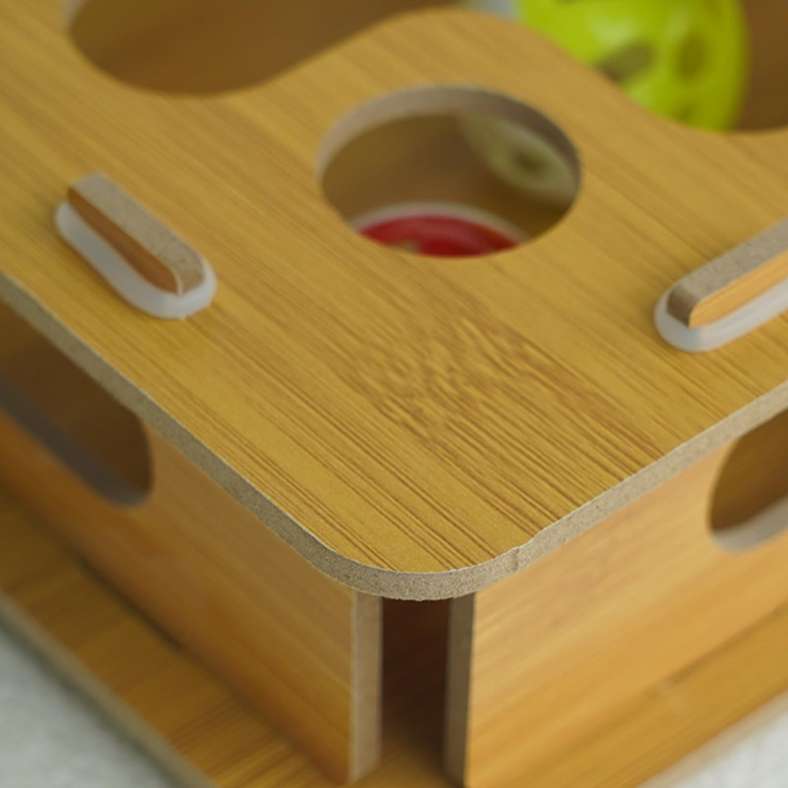 Giocattolo di puzzle di attività del gatto con la sfera dell'anello naturale della rifilatura delle unghie protezione dei mobili per l'intrattenimento della cura