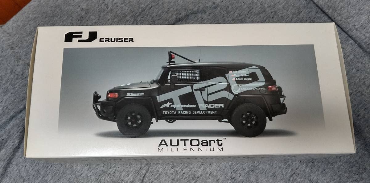 ミニカー AUTOart FJ CRUISER TRD 1:18 Auto Art 1/18 Toyota TRD FJ Cruiser Rod Millen Mat Black￼ Diecast