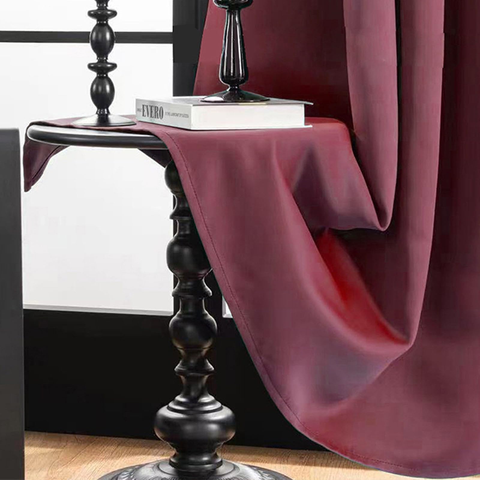 Rideau occultant velours KnSam bordeaux, la solution thermique et anti-lumière pour chambre