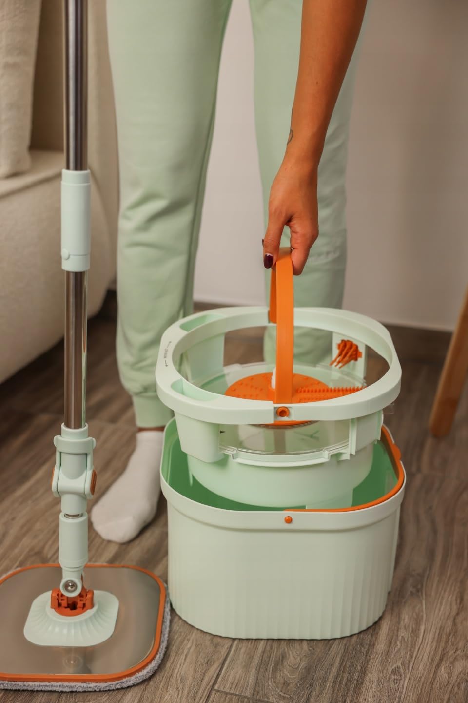 Avenue Fregona Plana Giratoria con Cubo de Doble Compartimento – Sistema de Agua Limpia y Sucia, Cabezal 360°, 2 Mopas de Microfibra, para Parquet y Azulejos