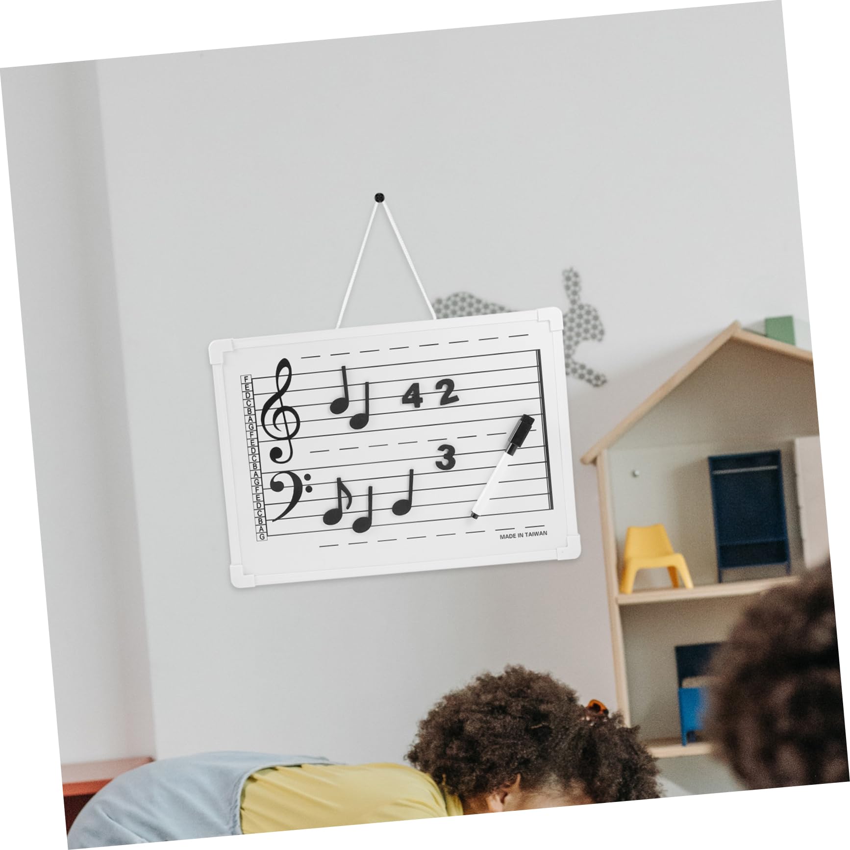 SHOWERORO Notenlinien und Magnetischen Notenaufklebern mit Abwischbarer Oberfläche Whiteboard Leichtes Kunststoff Whiteboard für Schule und Zuhause Tragbares Mitarbeiter Schoßtafel Satz