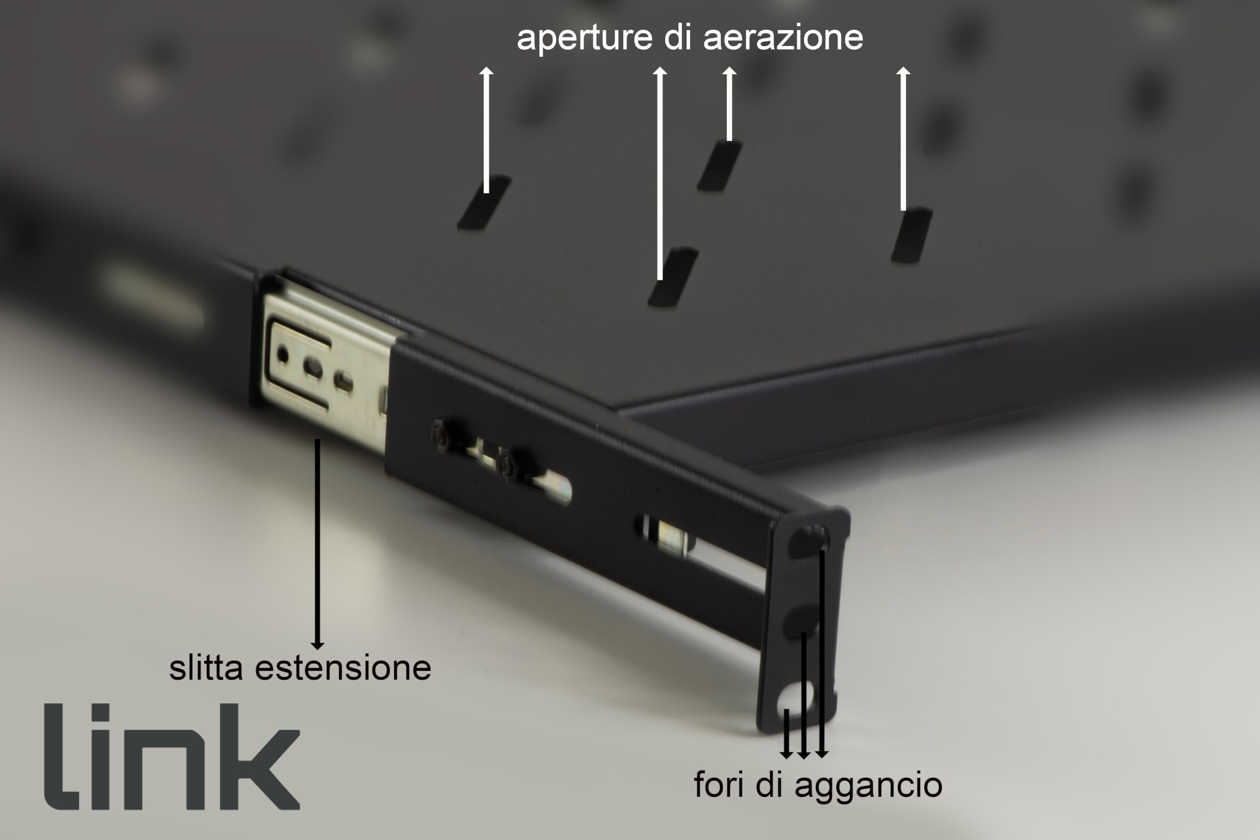 Link LKRIP350EN - Mensola Estraibile per Armadio Rack 19 Pollici Universale (48x35x4,5 cm, Nero RAL9005) – Acciaio Traforato per Ventilazione – Portata 40 kg e Kit Montaggio Incluso