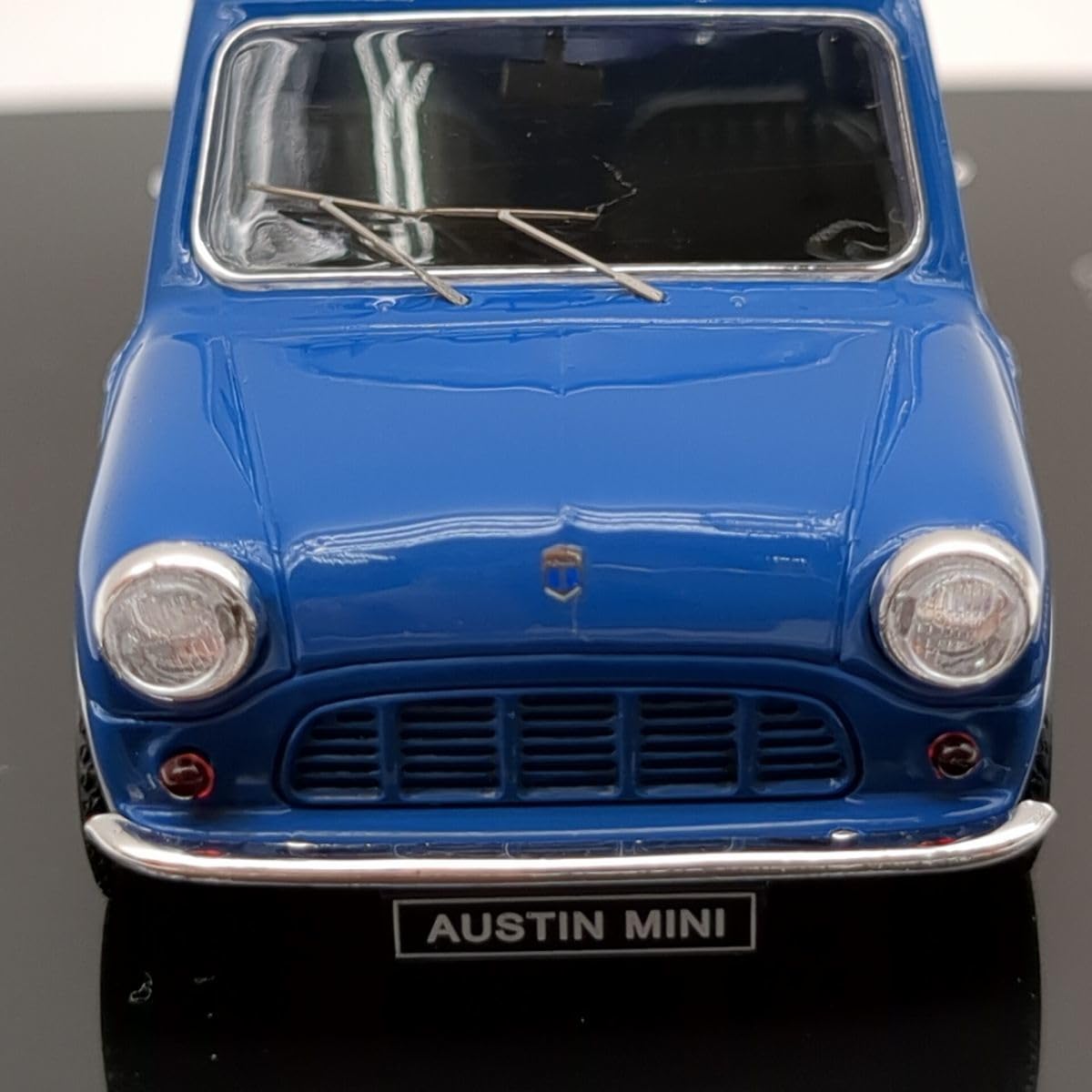Amazon | EBBRO 44564 Austin Mini 1/4ton pick up ブルー 1/43