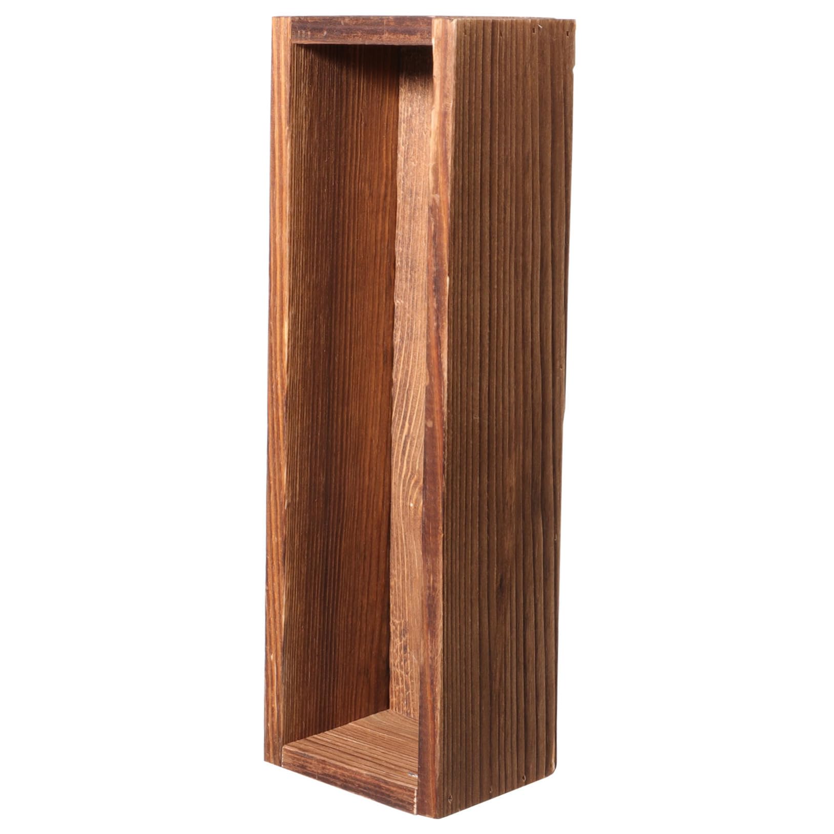 Pot à fleurs en bois rustique pour végétaliser un petit balcon facilement
