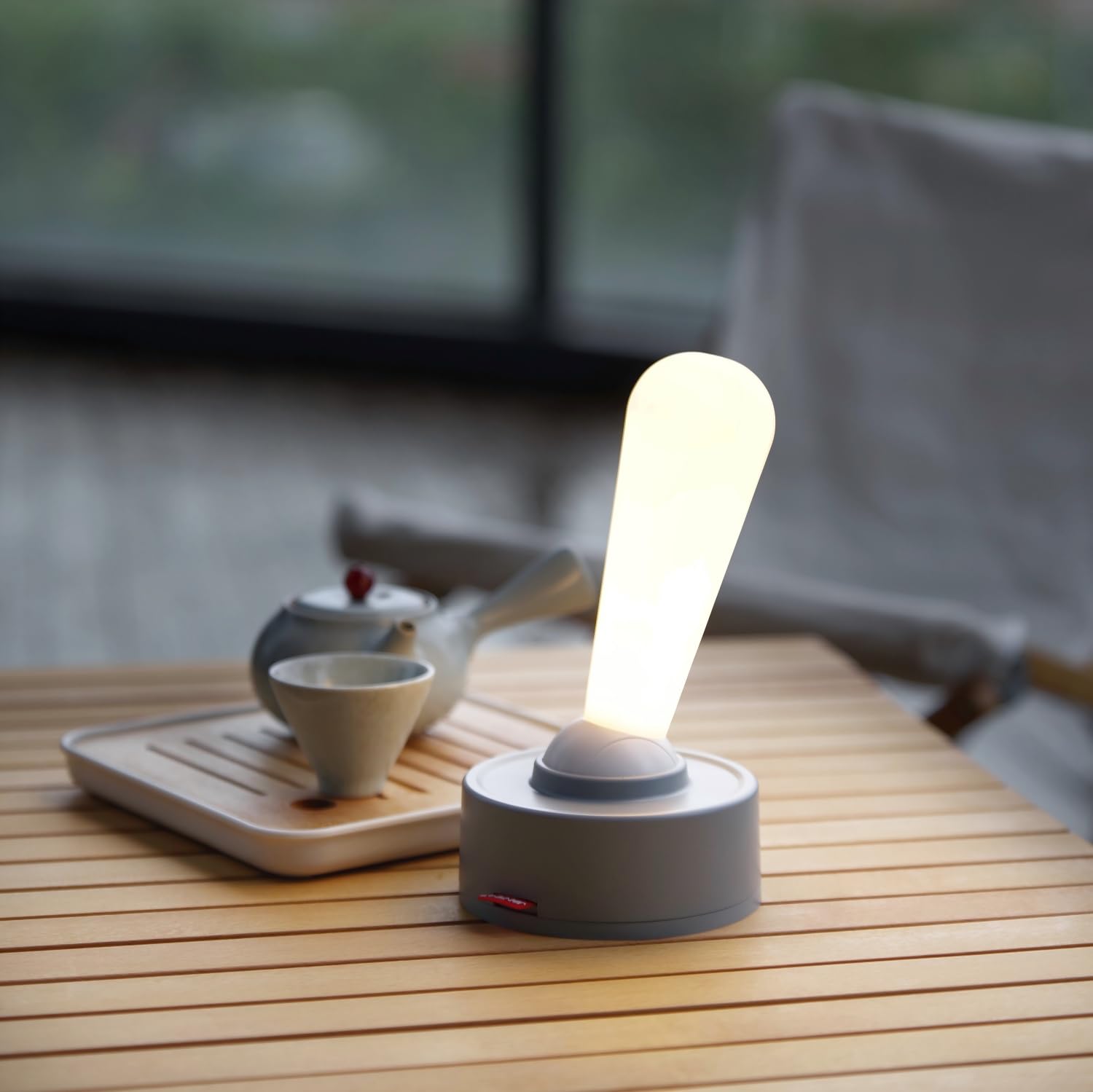 JANPIM Unique USB Rechargeable Wall Sconce Minimalist Desk Accessories，Multi-Functional Battery Operated Wall Sconce，Dimmable Lever Toggle Switch