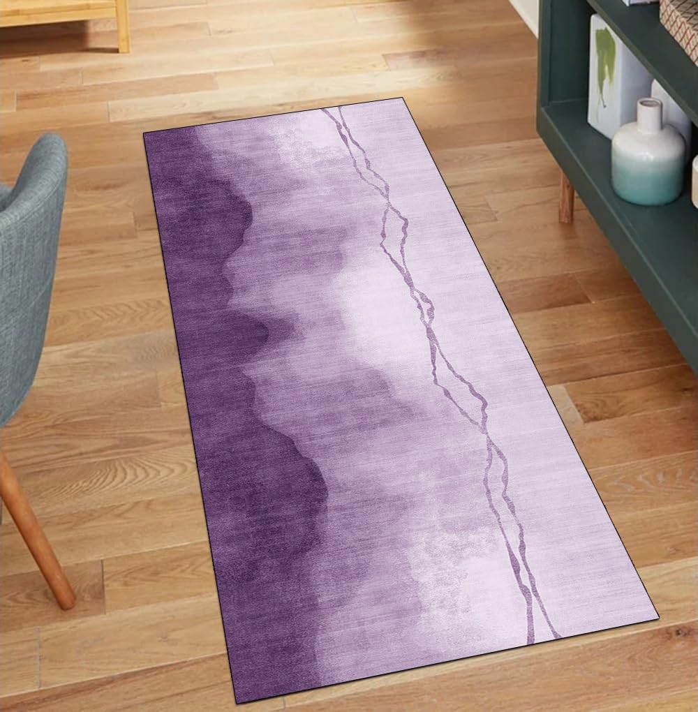 Alfombra de pasillo morada abstracta de 50x300 cm con acabado textil lavable de alta resistencia