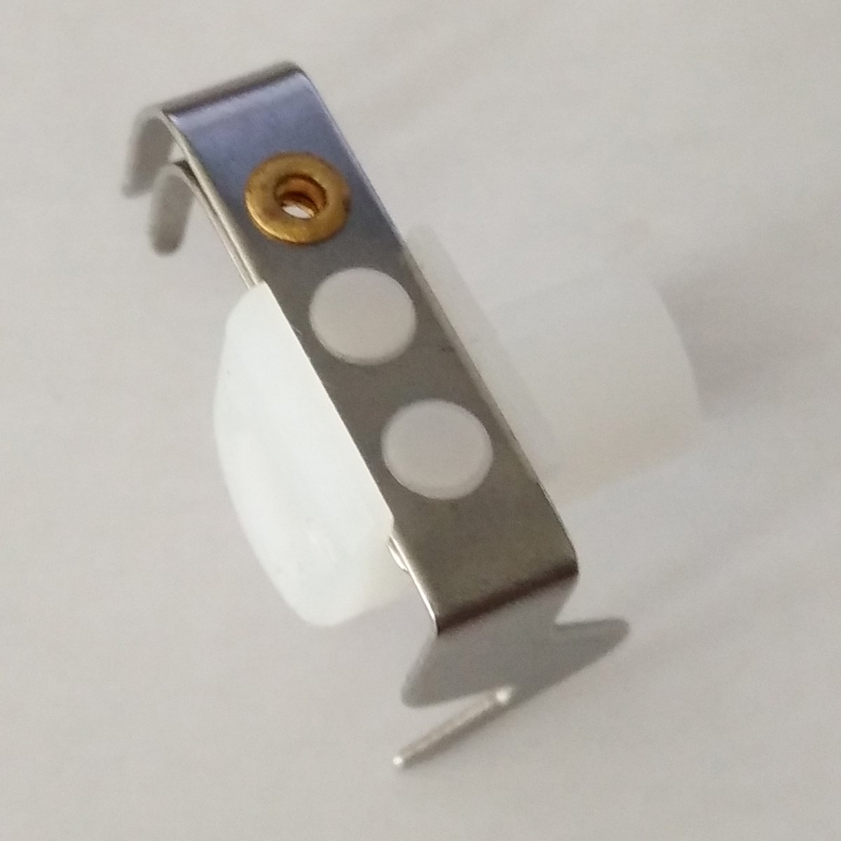 Amazon.com: HONEYSEW Needle Threader for Brother #XA1854051