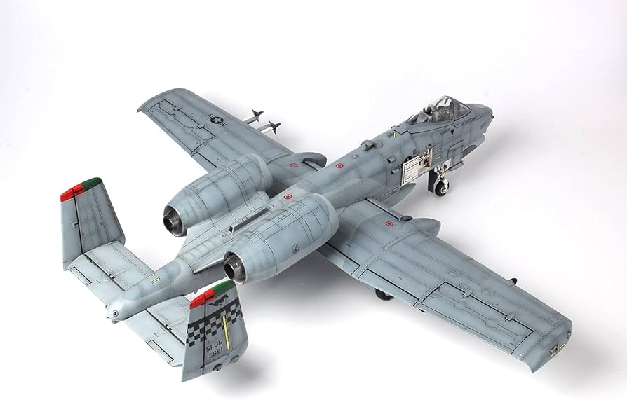 Amazon | プラッツ(PLATZ)/イタレリ 1/48 航空機シリーズ アメリカ空軍 Amazon | プラッツ(PLATZ)/イタレリ 1/48 航空機シリーズ アメリカ空軍