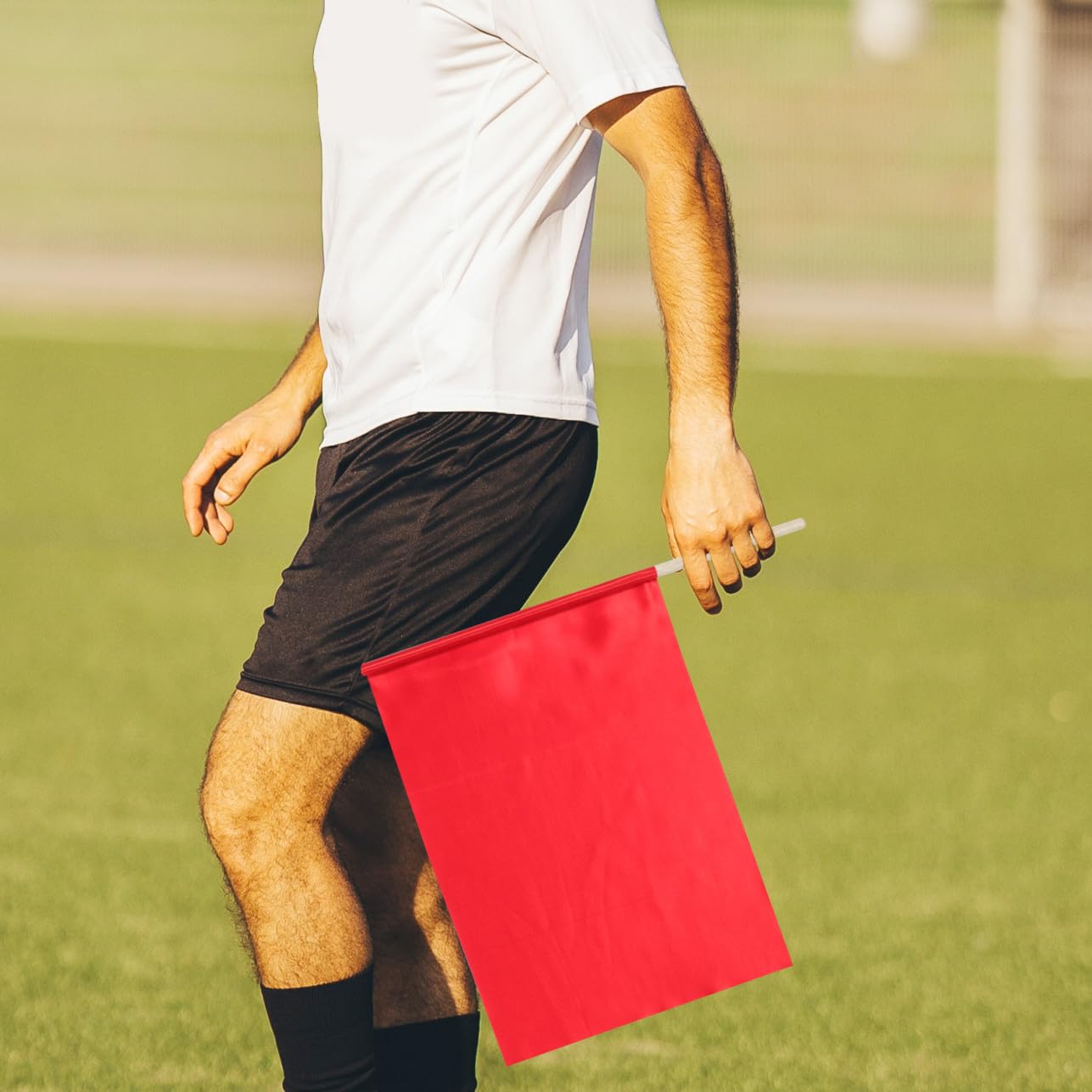 Toyvian Bandierine da Arbitro Rosse in Poliestere e Legno 4 Pezzi 30x40cm Facile da Trasportare e Resistenti per Segnalazione Gare Sportive