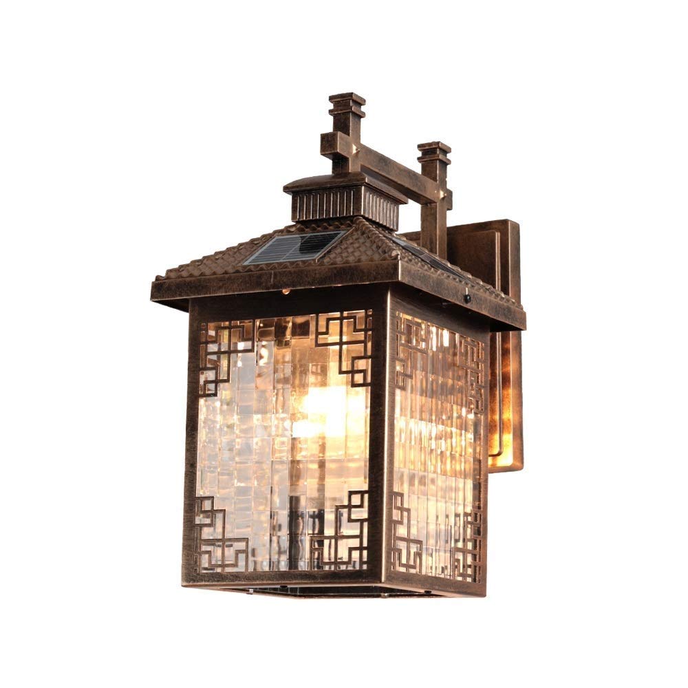 Lanterne murale solaire vintage pour illuminer une terrasse ou clôture