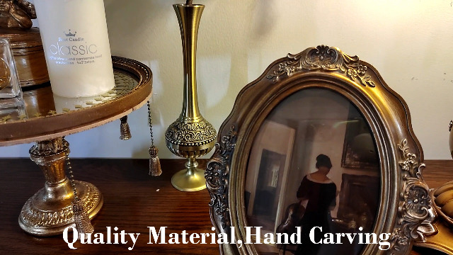 Amazon.com - SIKOO Vintage Picture Frames 5x7 Oval Picture Frame