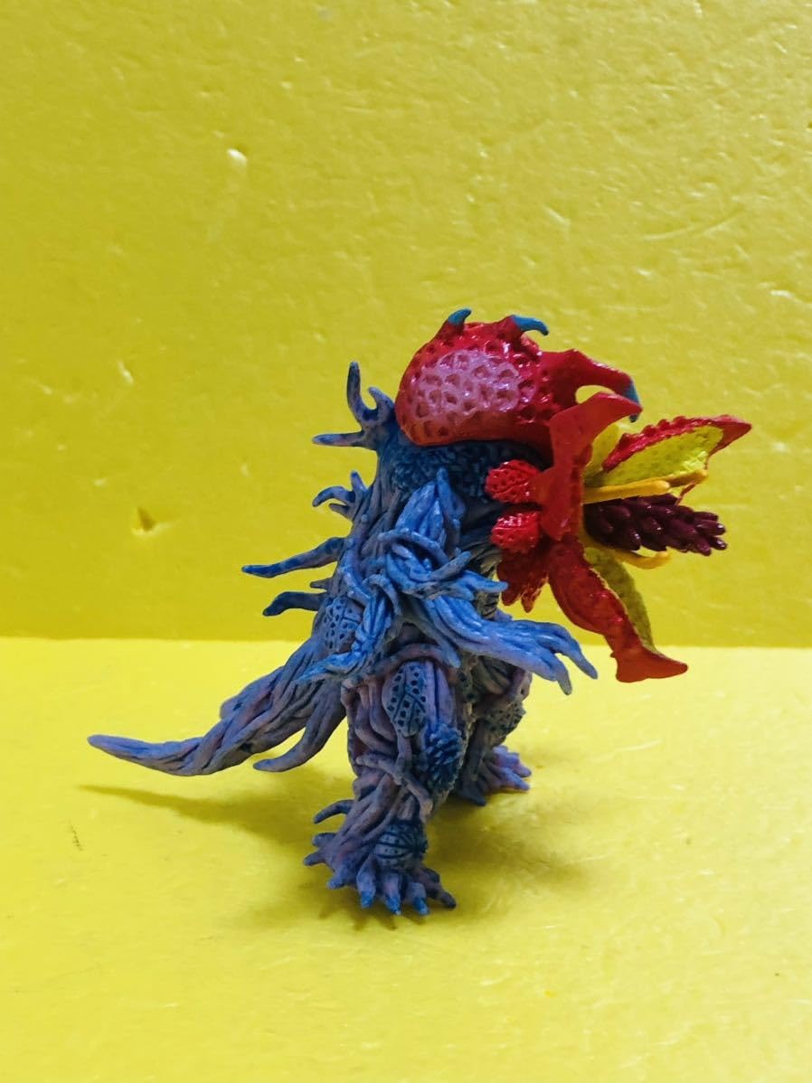 Amazon | HGマン ラフレイア セブン 怪獣 品 | ソフビ人形 | おもちゃ