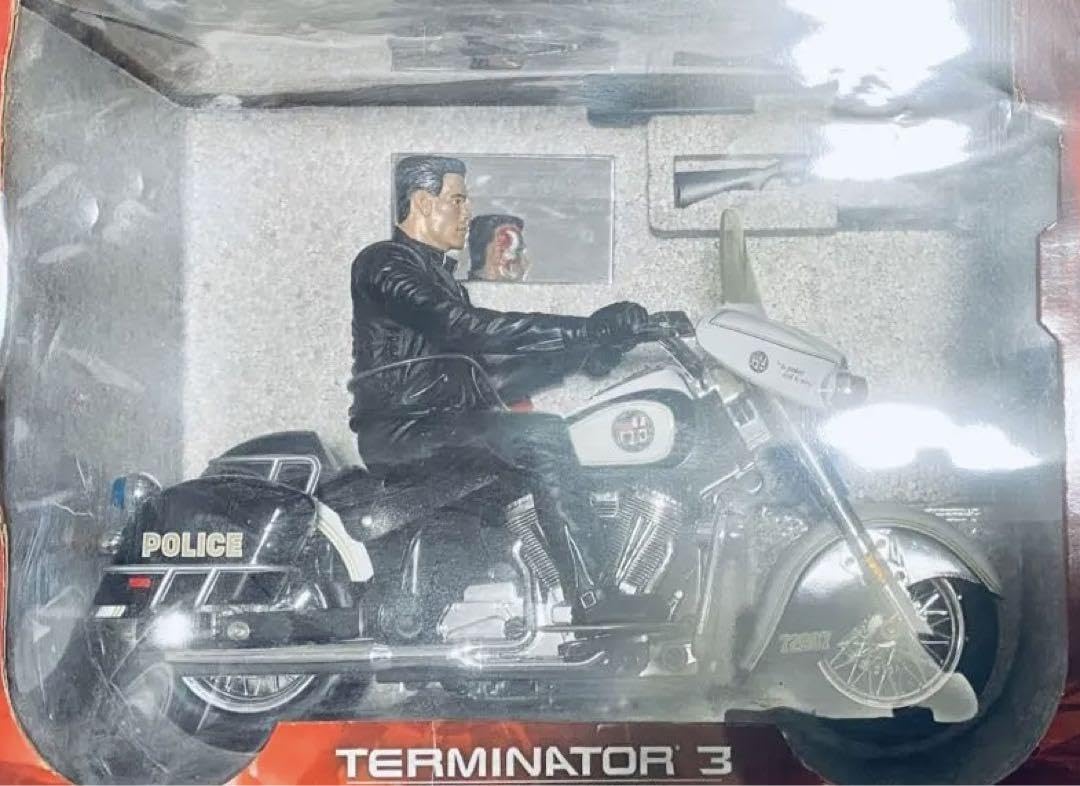 Amazon.co.jp: ターミネーターバイク フィギュアラジコン : おもちゃ