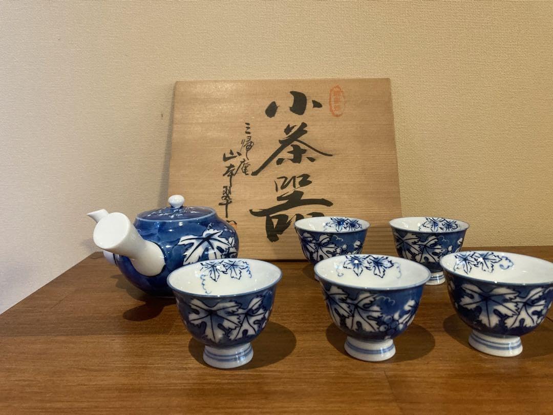 Amazon.co.jp: 大川内山の伊万里焼山本翠山の急須と湯呑み5客 EXVIZQO