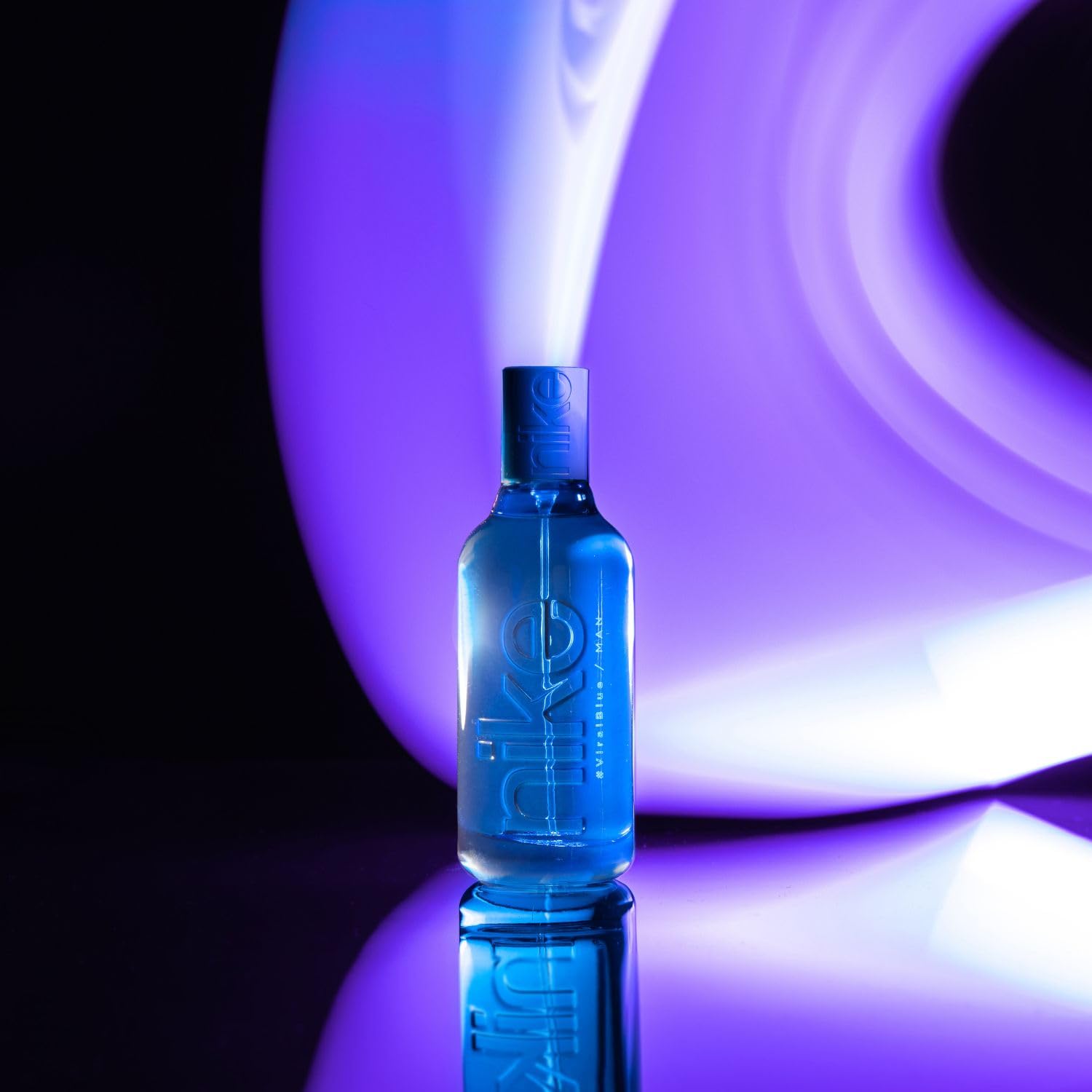 NIKE - Viral Blue 150 ml, Eau de Cologne pour homme, Parfum en vaporisateur, Eau de Toilette naturelle et masculine, Parfum d'agrumes, Frais, Inoubliable et Longue Durée