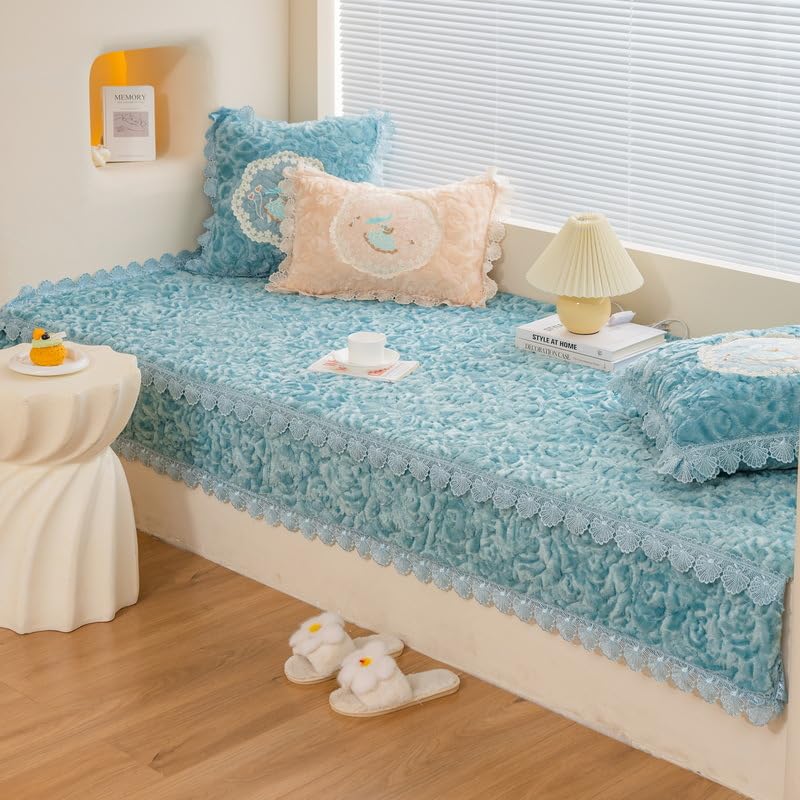 Tapis décoratif en peluche bleu et gris pour réchauffer le sol de la chambre