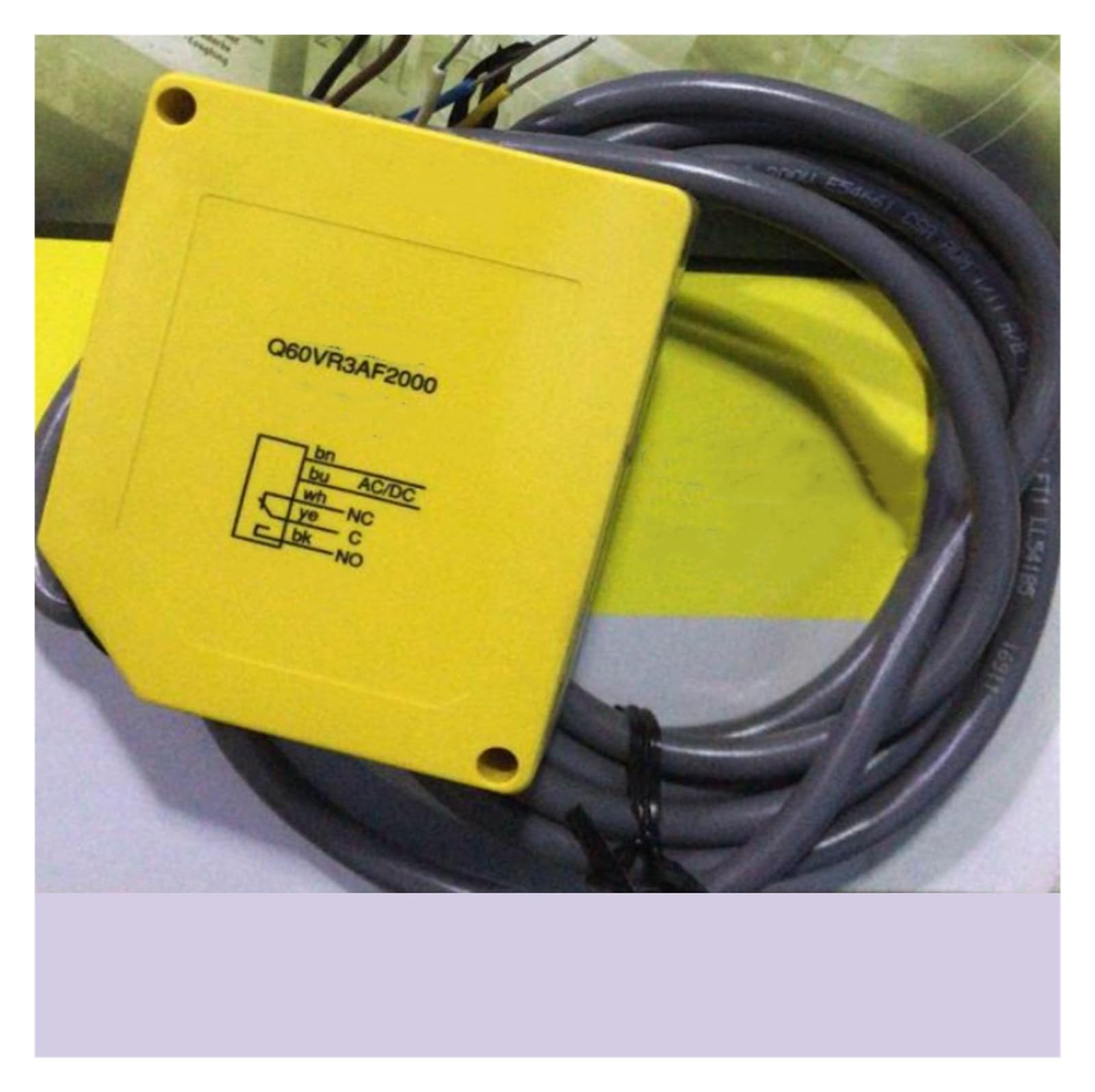 MXXDMOPD Q60VR3AF2000 photoelectric Switch Sensor
