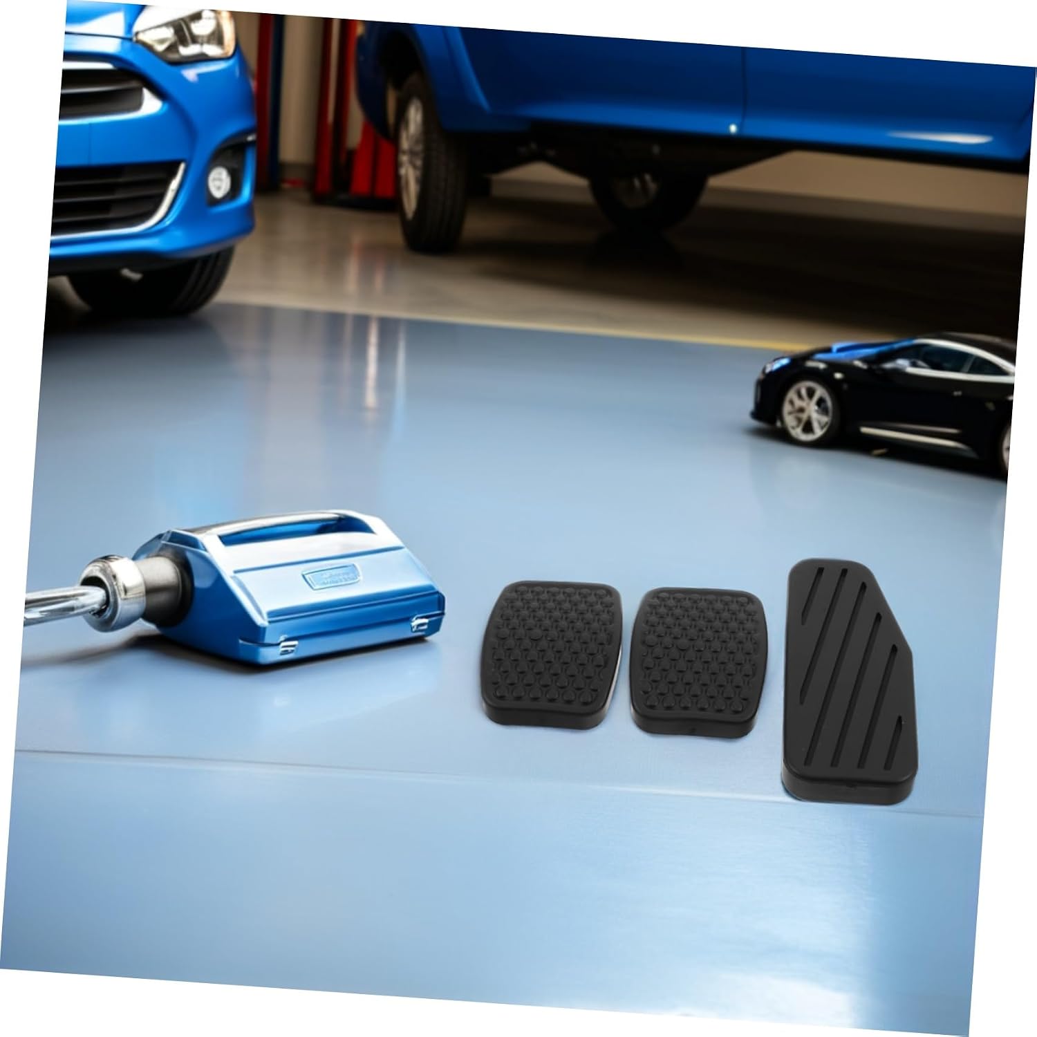 3pcs 3pcs Clutch Brake Pedal Pad Set - Non-Slip Rubber Manual Transmission Foot Pedal Covers Replacement for Car Brake Clutch Protection Compatible with Select Vehicles
