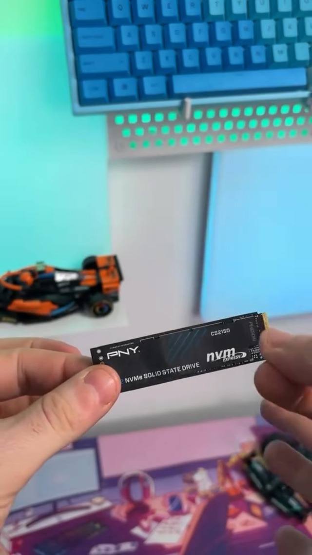 PNY CS2150 SSD M.2 NVMe 2 To - PCIe Gen5, Vitesses 10200/8500 Mo/s - 8