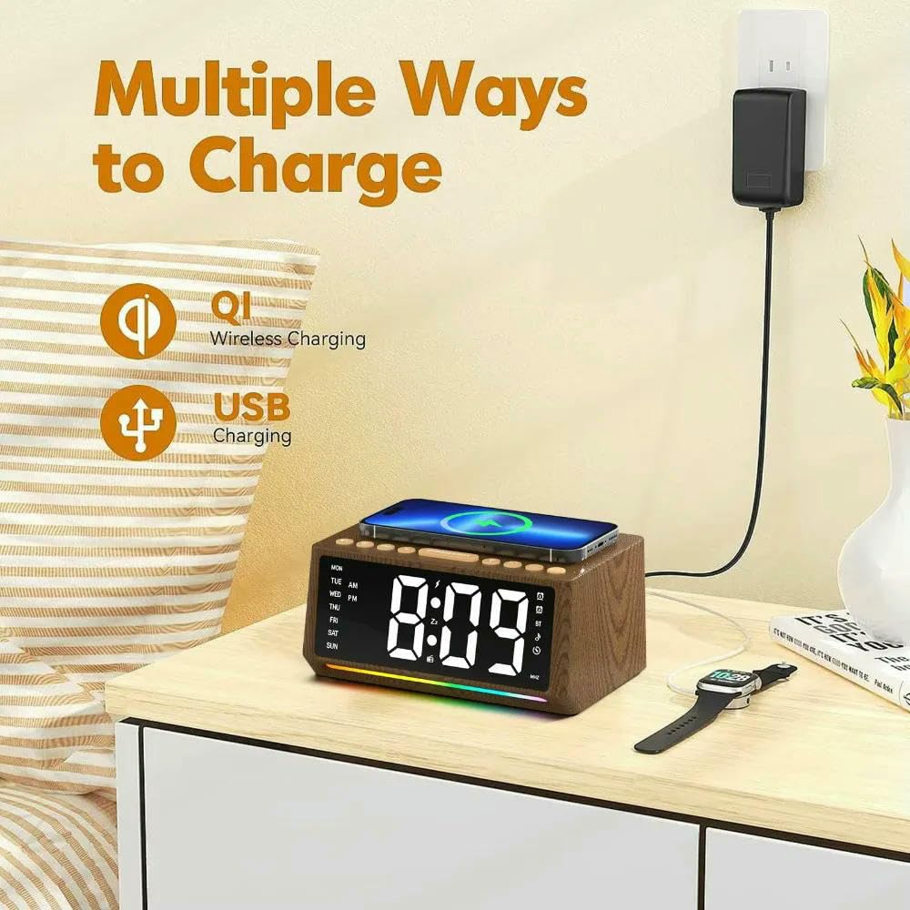 Sveglie digitali retrò per camere da letto con numeri grandi, orologio da tavolo con stazione di ricarica wireless, 7 luci d'atmosfera, dimmer,